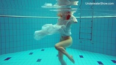 Diana Zelenkina hot Russian underwater fun Thumb