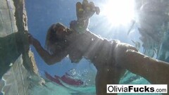Horny Olivia Austin Has Some Summer Fun in The Pool! Thumb
