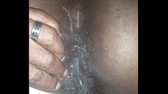 put it 2 da test '_luv spitting on that pussy Thumb