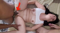 Meu corno me compartilha com neg&atilde_o da piroca super grossa e grande gemi de tes&atilde_o, QUER Thumb