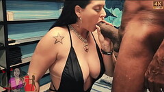 Um pau preto, um cuckold e uma Hotwife gulosa. Thumb