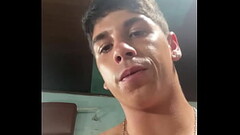 Elpajin le gusta bien adentro todo Thumb