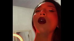 Shake that ass, bitch, hands on your knees (ho) Thumb