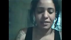 Dany fessora safada exibe os brinquedos e escolhe um para se masturbar ate gozar e fazer uma gargant Thumb