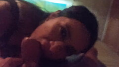 Vecina ninf&oacute_mana chupando pija desesperada Thumb