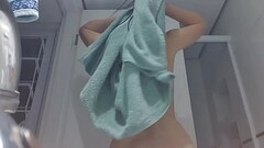 ESFREGUEI MINHA BUCETA - NO BANHO Thumb