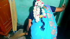 indian aunty room cleaning have a sex house woner Thumb