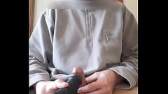 je me caresse le frein de la bite avec mon gode vibro, belle &eacute_jaculation, Thumb