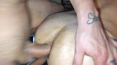 Lleg&oacute_ a buscarlo y lo vigilaba mientras estaba desnudo le morboseaba su culo y deseaba llenar Thumb