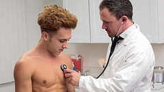 Twink Visits Doctor for Having Trouble Maintaining His Erection - Doctorblows Thumb