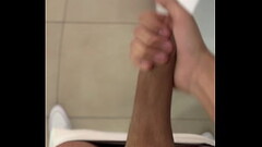 Me la jalo r&aacute_pido antes de que llegue alguien a la casa Thumb