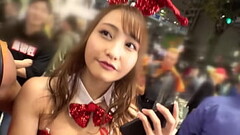 エロ尻プリっと引っさげて渋谷に舞い降りたドエロいバニーちゃん！令和初ハロウィンでくっそエロバニーちゃんとHAPPYワンナイSEX！！ Thumb
