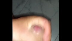 Me masturbo y largo mucha leche Thumb