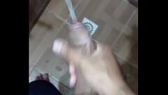 Novinho gozando muito Thumb