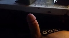 Maxoman makes a nut vid with sound for Jasmine Thumb