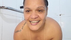 Quer tomar banho comigo ? Thumb