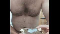 VID 424 Ma masturbez si imi beau pisatul si imi mananc sperma (7min) Thumb