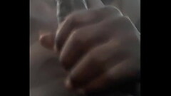 Neg&atilde_o dotado gozando Thumb