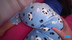 parte 1: me quedo sola en casa de mi amigo...y esto paso! porno casero Thumb