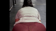 espero que no se me transparente mucho la tanga Thumb