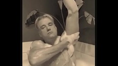 Dom Rod au bain de luxure &eacute_rotique Thumb