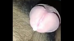 Jugando con un masajeador de prostata Thumb