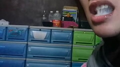 Pinay chupa live - blowjob and cum swallow Thumb