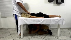 Mi Marido se escondi&oacute_ a bajo de la Cama para Ver si lo Enga&ntilde_aba con el Masajista Que R Thumb
