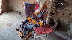 Desi sexy Bhoji'_s saree fucked on the bed best Indian sex video real desi sex hindi dirty audio Thumb