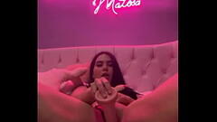 Vitoria Matosa si masturbando Thumb