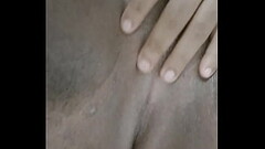 Gordinho mostrando o cuzinho Thumb