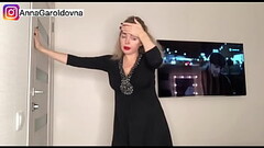 Annette Milf Хочет трахнуть друга своего мужа, но не может решиться Thumb