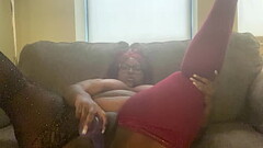 It&rsquo_s Sunday I&rsquo_m home enjoying my pussy wish I had some dick! Thumb