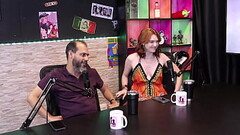A esposa s&oacute_ tem orgasmo com um vibrador, e eles abandonaram a vida normal pra mexer com a sex Thumb