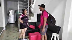 LE BRINDO HOSPEDAJE Y YA QUE ESTOY TAN CACHONDA ME PAGA FOLLANDOME EL CO&Ntilde_O-1 parte- Thumb