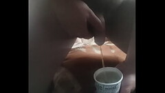 VID 315 Ma masturbez si imi beau pisatul(3min) Thumb