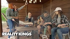 Mina Von D Goes After Raul Costa To See What He'_s Doing And Not Expect His Dick Is Waiting For  Thumb