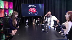 E ela gosta de um homem safado, e est&aacute_ afim de escrever um conto er&oacute_tico - Tati Weg Thumb