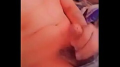 Masturb&aacute_ndome en la c&aacute_mara por primera vez Thumb