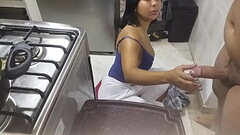 Se Que Mi HIJASTRO Tiene Una OBSESI&Oacute_N Conmigo ! Est&aacute_ Vez Lo Complazco Antes De Que LLe Thumb