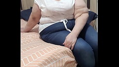 CoolMarina.  gorda cachonda se mea de gusto tras jugar con su palo Thumb