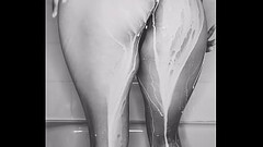 THE BRUNETTE CHANGED A COCK FOR A BIG DILDO AND SWALLOWS IT ALL Thumb