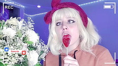sweet lollipop for this cutie Thumb