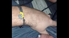 masturba&ccedil_&atilde_o solo rola na m&atilde_o gozando p&ecirc_nis duro e sexo gostoso Thumb