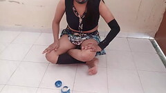 सगी हॉट सेक्स भाभीजी की दर्दनाक चुदाई किया तेल लगाकर ! देहाती गांड पोर्न Thumb
