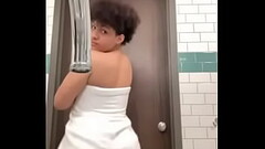 Teen Shakin That Azz Thumb