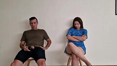 me ense&ntilde_an la polla en el comedor y me arrodillo a sacarle la leche Thumb