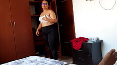 Me gusta como mi hermanastra me hace una mamada deliciosa Thumb
