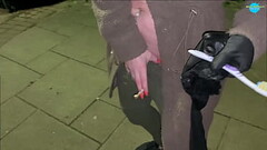 Cracky forgets She has objects in Her pussy Thumb