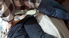 mi madre me vacuna mi esposo me esp&iacute_a ba&ntilde_&aacute_ndome para follarme y dejarme la boca Thumb